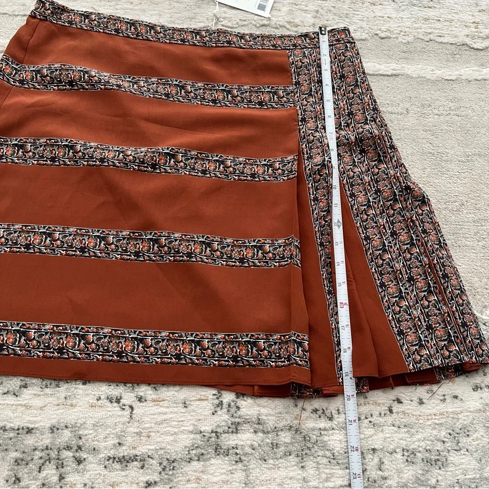 🆕 Tory Burch accordion pleat silk skirt